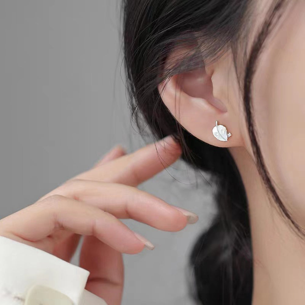 S925 Sterling Silver Leaf Earrings Light Luxury Women's Earrings